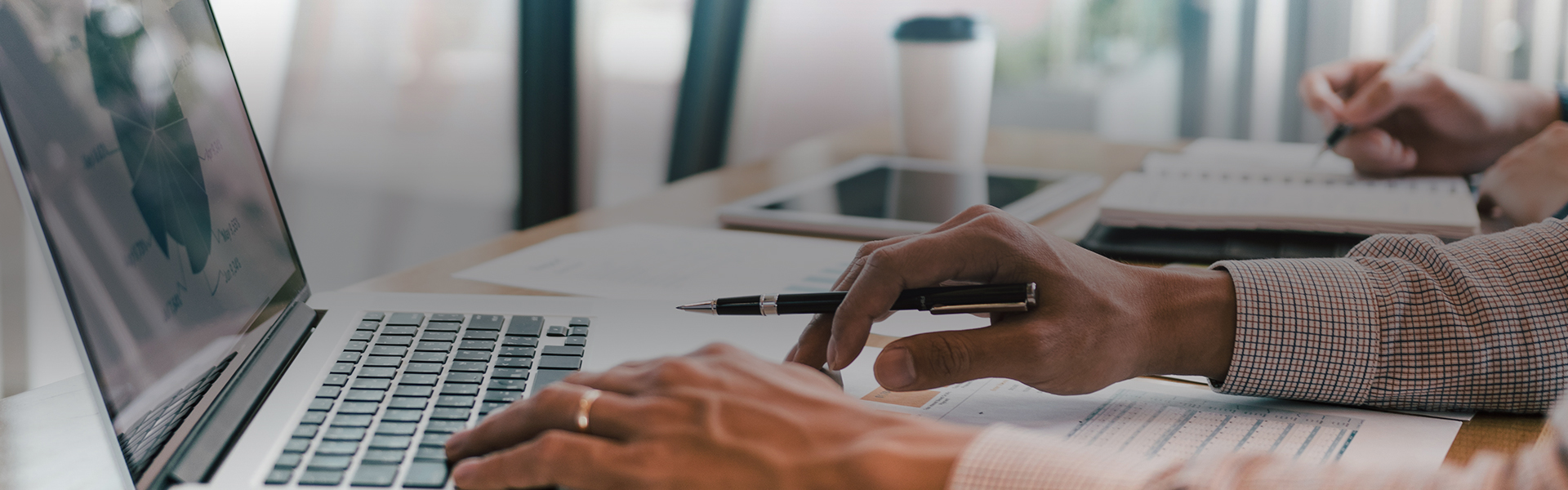 Centralized control and flexible scheduling